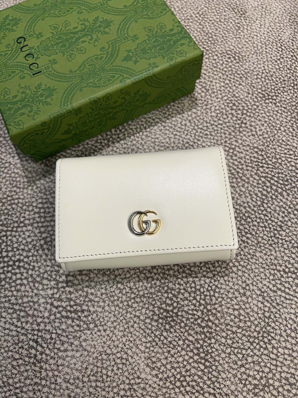 グッチ財布 レプリカ正面デザイン